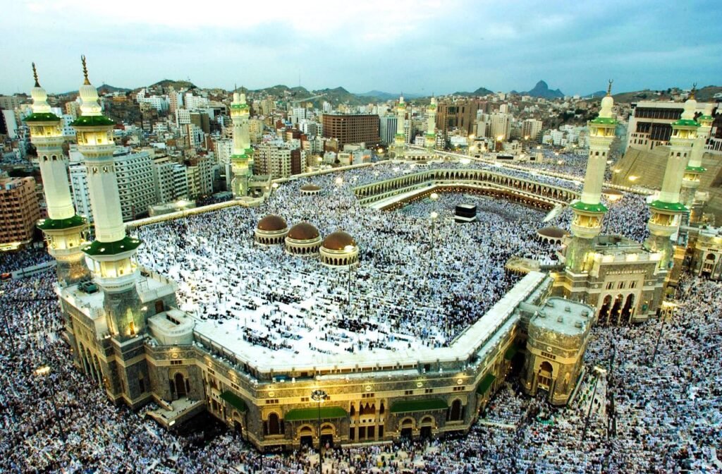 Low-Cost Umrah Package 2023